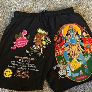 Muse by Pablo custom shorts men’s size medium